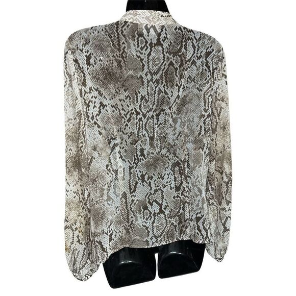 Jones New York blouse Snakeskin Print Button Down Long Sleeve ruffle Women’s 8 - Picture 5 of 9